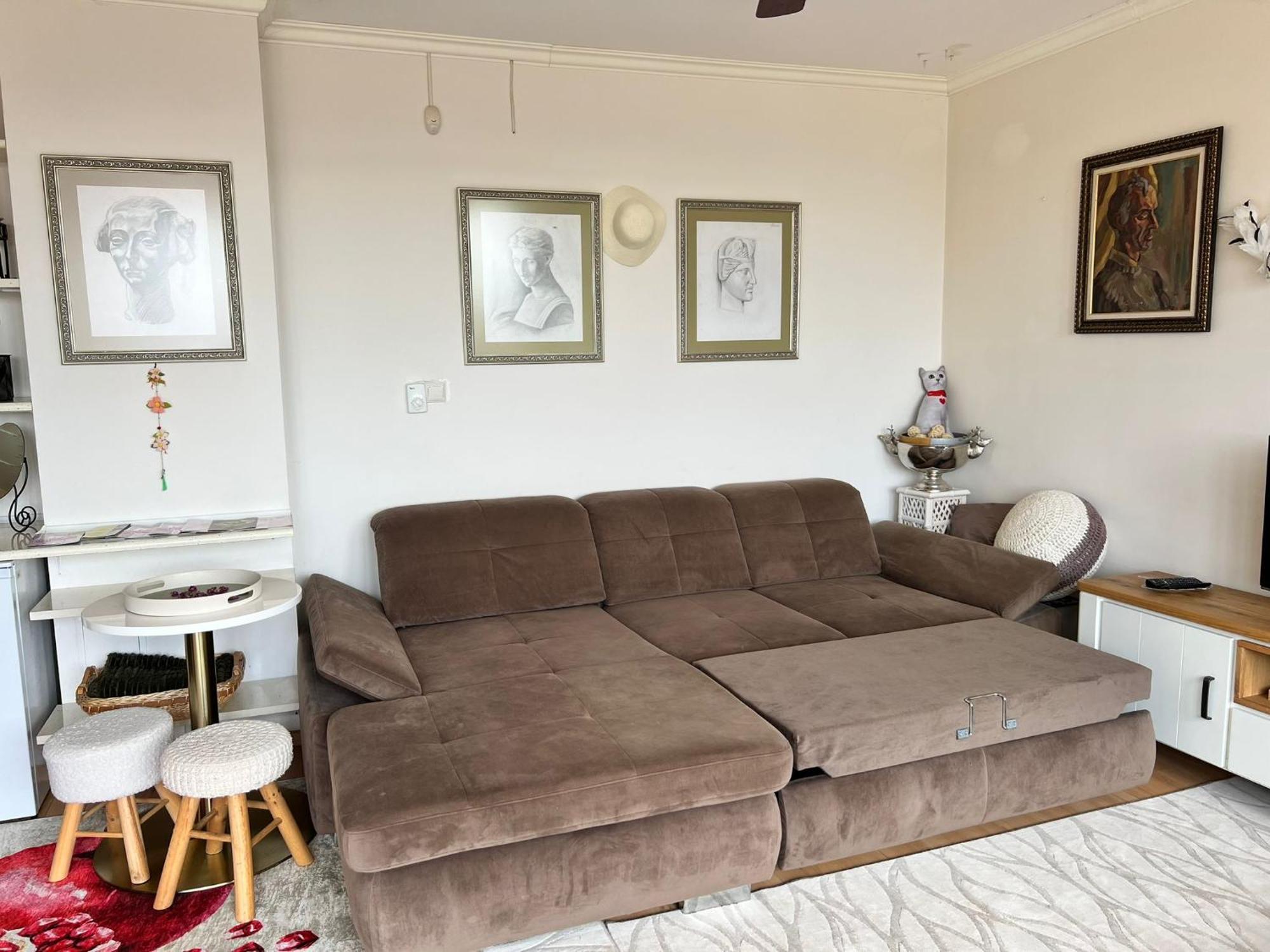 Downtown Central Apartment With Working Kitchen, City Views & Free Parking Kazanlŭk المظهر الخارجي الصورة
